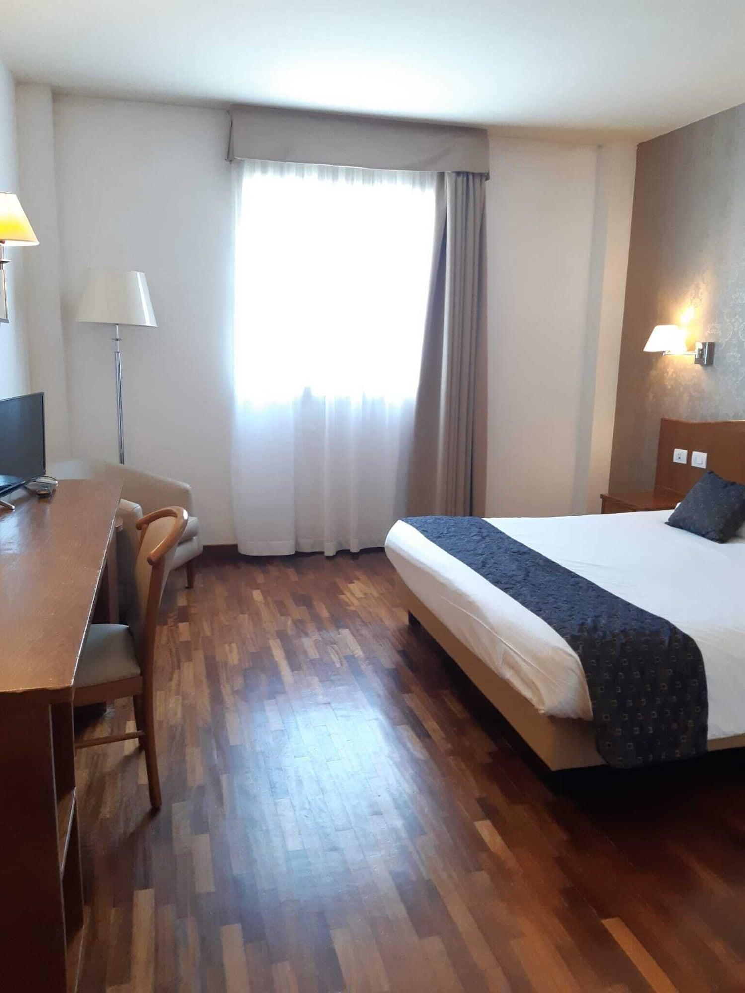 Hotel Datini Prato  Ngoại thất bức ảnh